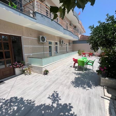 Hotel Villa Flowers Vlorë 外观 照片