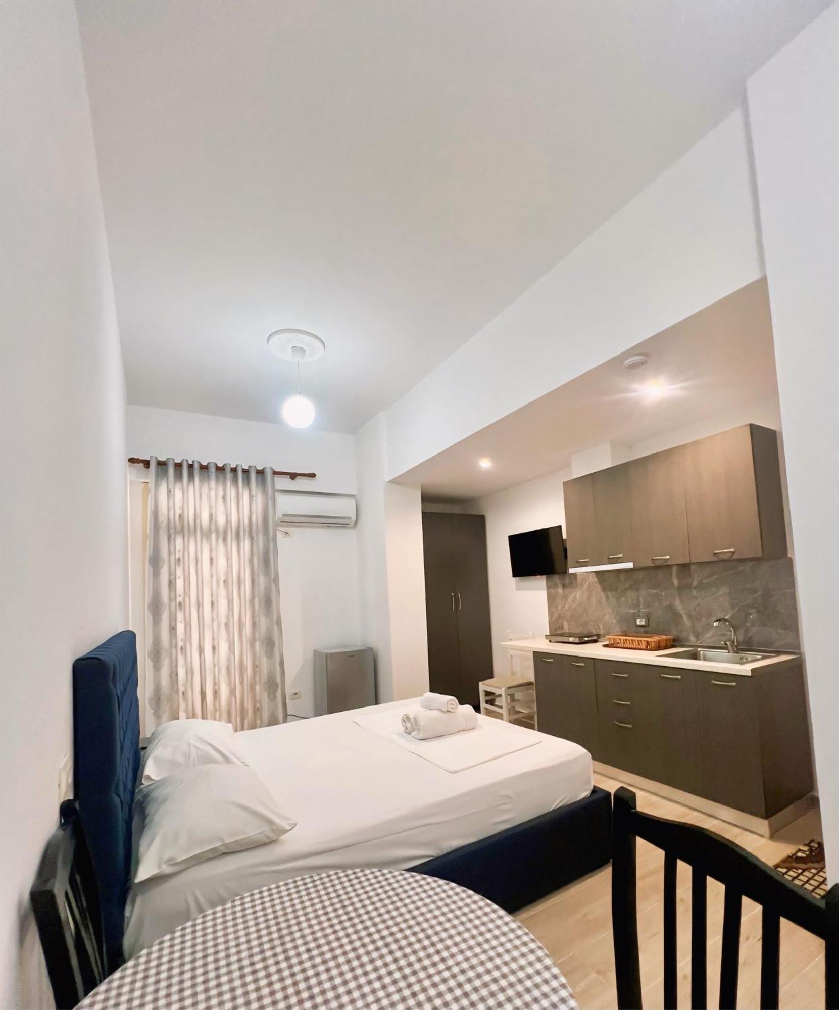 Hotel Villa Flowers Vlorë 外观 照片
